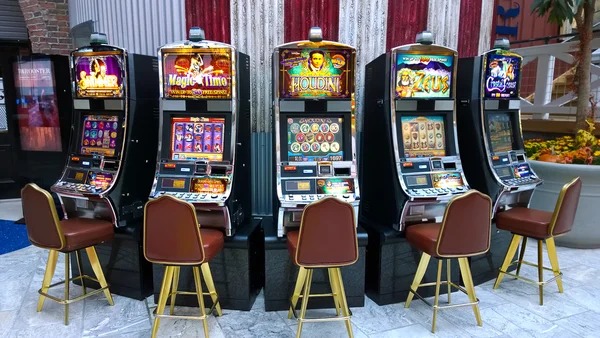 Live 2D Number Game draw with certified ball machine and dealer broadcast on wow33